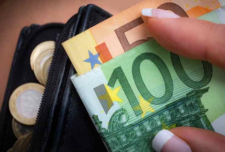 100 euro aumento stipendio